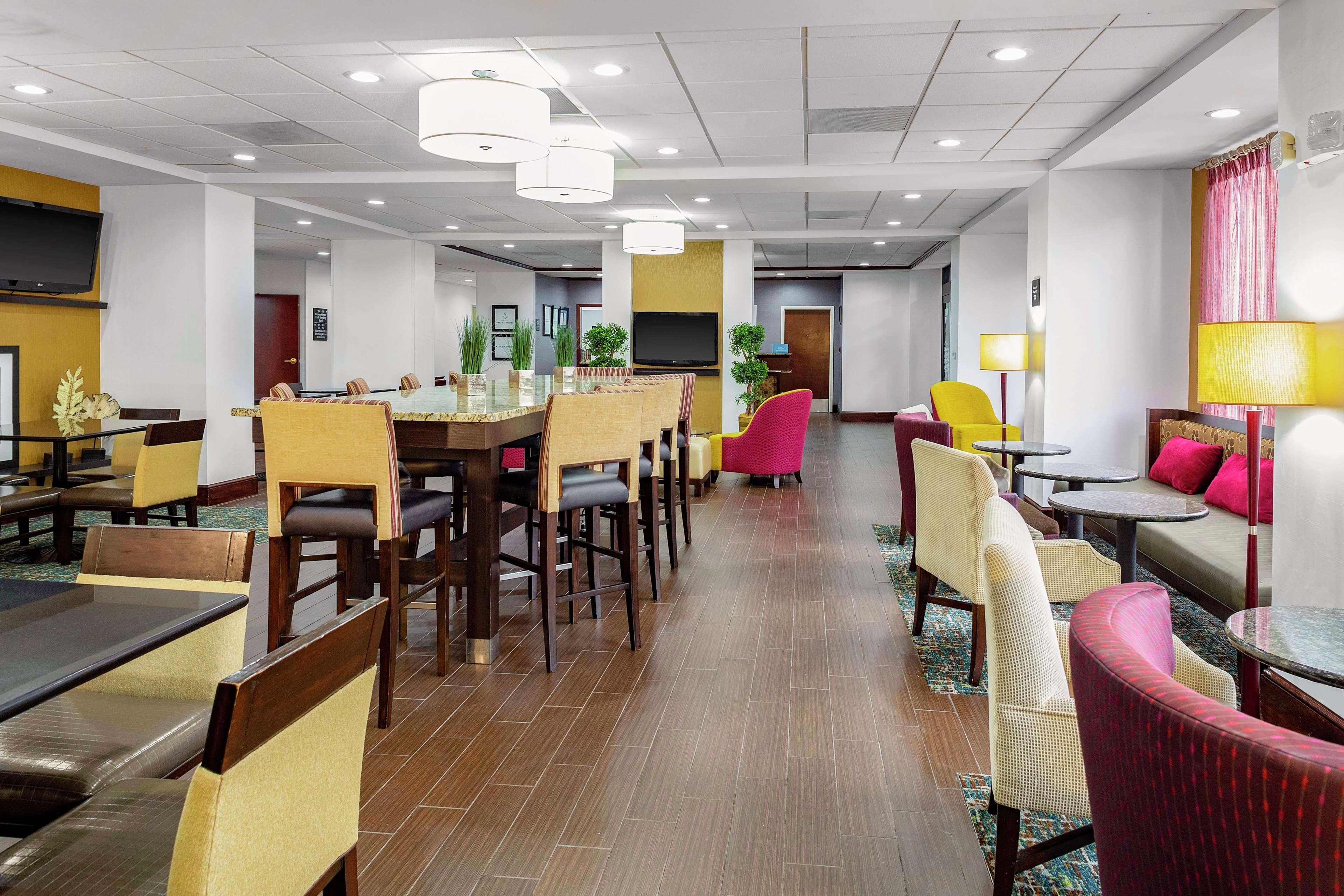 Hampton Inn Atlanta-Фейрберн Екстер'єр фото